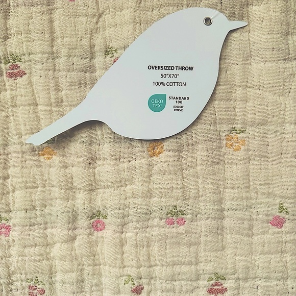 🎁Piscatextil Throw Blanket - Scattered Blooms - Picture 4 of 7